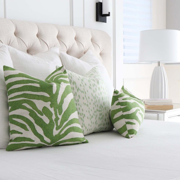 https://www.chloeandolive.com/cdn/shop/products/Thibaut-Serengeti-Zebra-Green-Designer-Luxury-Decorative-Throw-Pillow-Cover-F985030-in-Bedroom_600x.jpg?v=1617993723